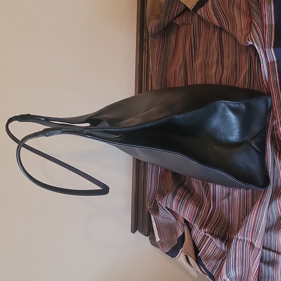 Vintage Gucci Black Leather Shoulder Bag - Picture 5 of 14